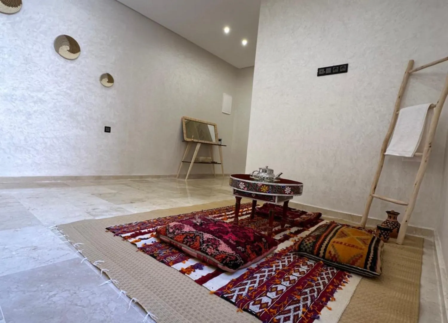Brand New Modern 2 Bedroom Apartment With Swimming Pool, Netflix & Iptv Marrakesh Morocco